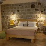 Otel Naif - Adults Only