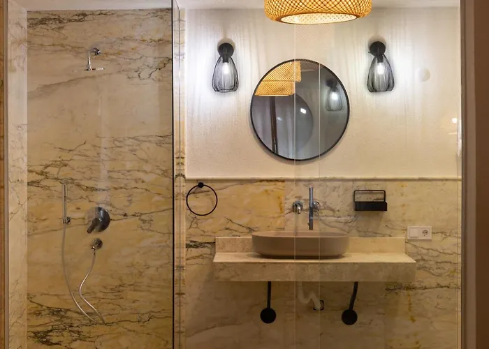 Naif - Adults Only Otel 5*