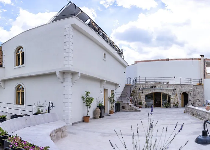 Naif - Adults Only 5*