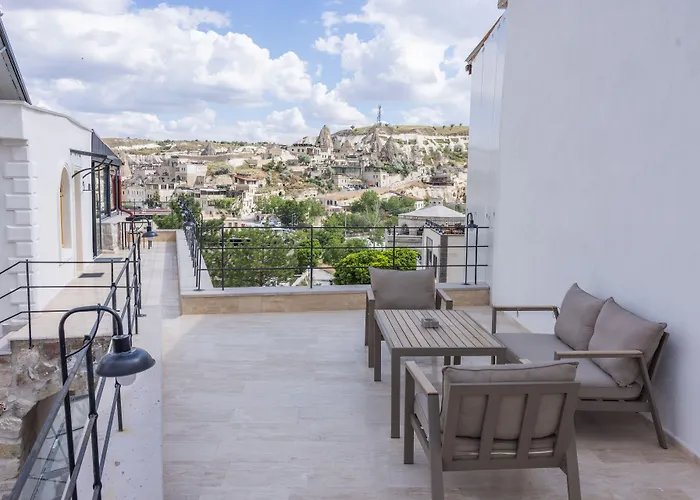 Naif - Adults Only 5*